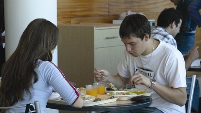 Revisa los resultados de la beca de alimentación para la educación superior