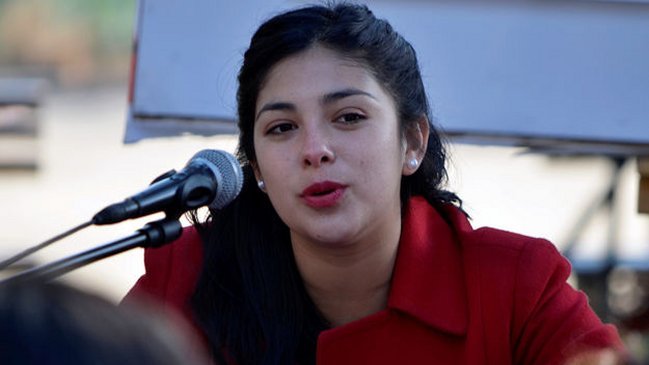 Karol Cariola: Se muestra una sola visión de lo que ocurre en Venezuela