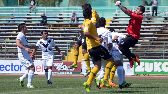 Técnicos de Santiago Morning y San Luis lanzaron duras críticas a la ANFP