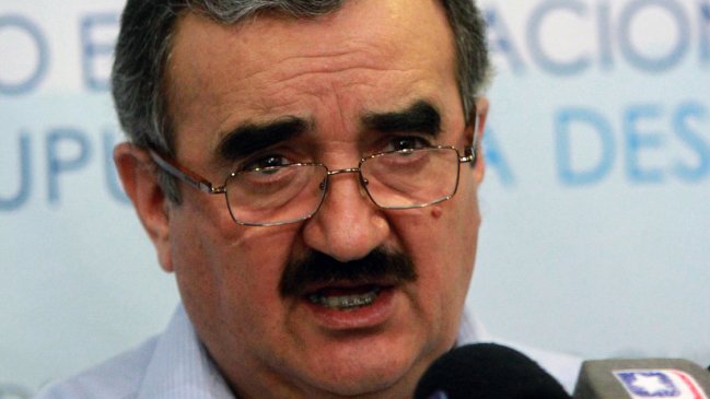 Jaime Gajardo: Cierre de colegios es un golpe a la comunidad escolar