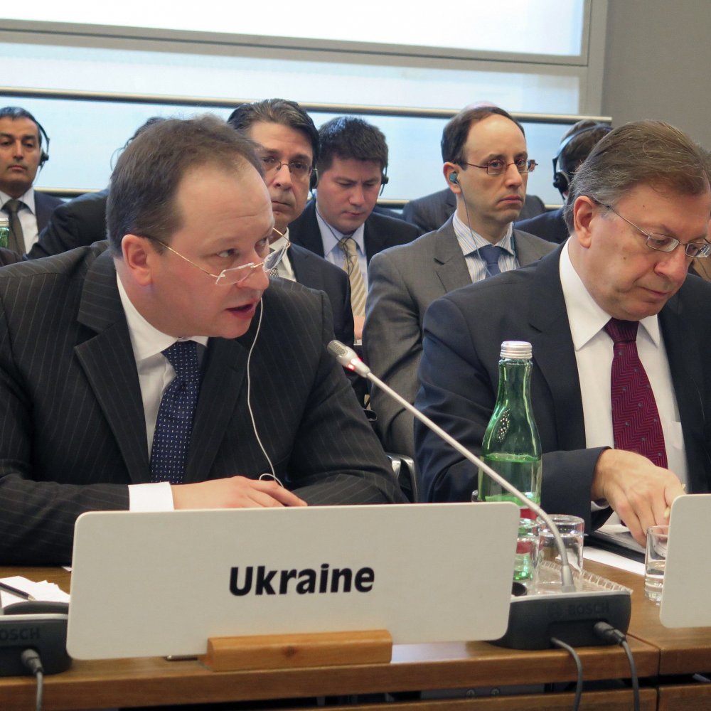 Disparos a observadores internacionales de la OSCE en Crimea