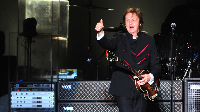 Frío debut y alto costo de entradas: las anteriores visitas de McCartney a Chile