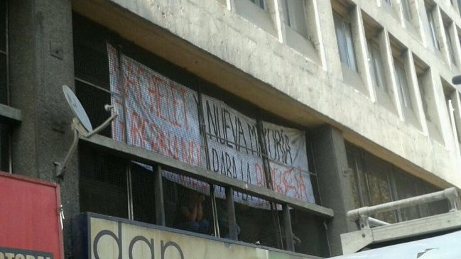 Estudiantes secundarios y universitarios se tomaron dependencias de la DC