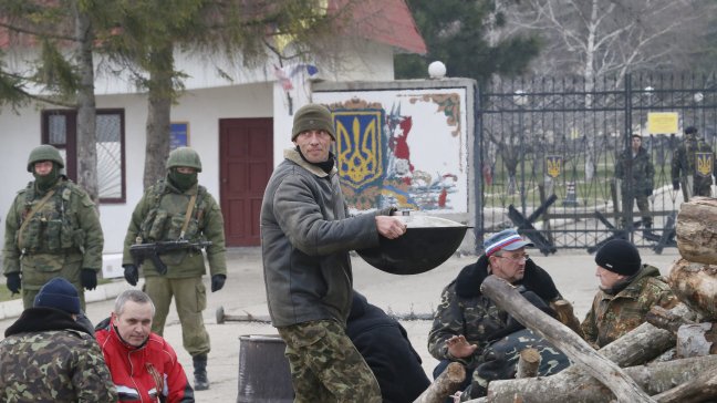 El G7 llama a Rusia a 