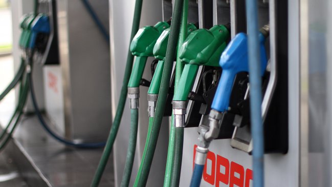 ENAP: Bencinas subirán hasta 17 pesos este jueves