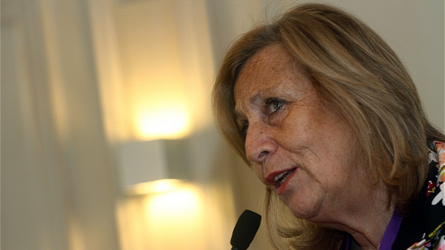 Ministra de Salud rechazó venta de medicamentos en supermercados