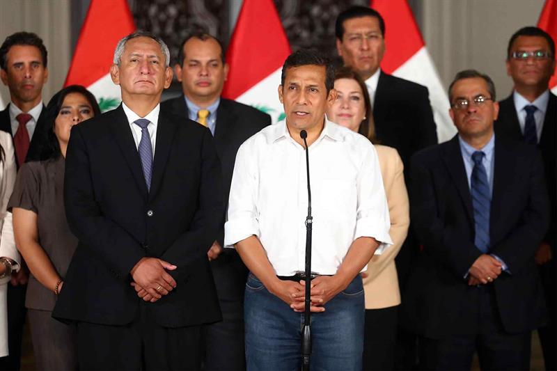 Perú: Gobierno de Ollanta Humala sufre crisis de confianza