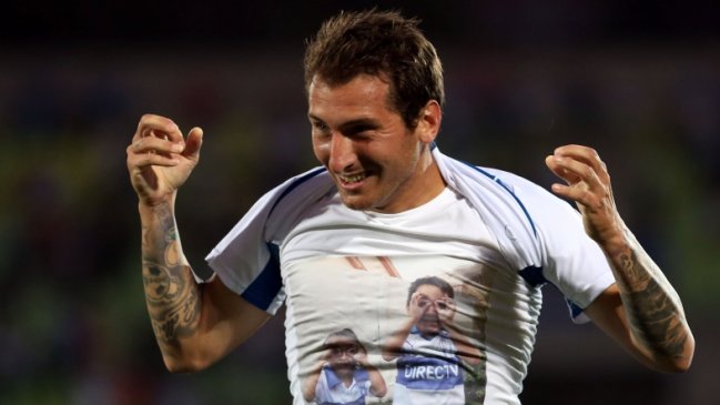 U. Católica derrotó a S. Wanderers y se acercó a Colo Colo