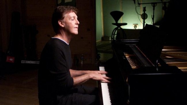 Subastan piano donde McCartney compuso 