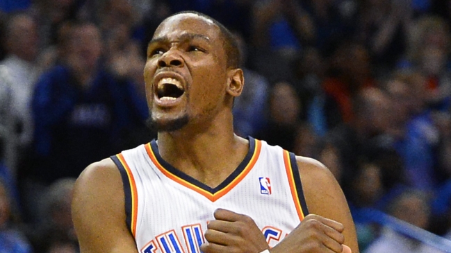 Kevin Durant brilló con 35 puntos en victoria de los Thunder en la NBA