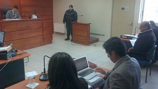 Alcalde UDI fue formalizado por apropiarse de dineros para reconstrucción