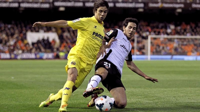 Valencia de Eduardo Vargas derrotó a Villarreal por la liga española