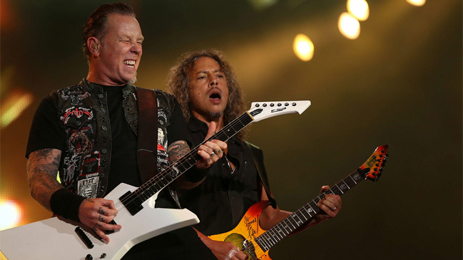 ¿Cuál debería ser el penúltimo tema en el concierto de Metallica?