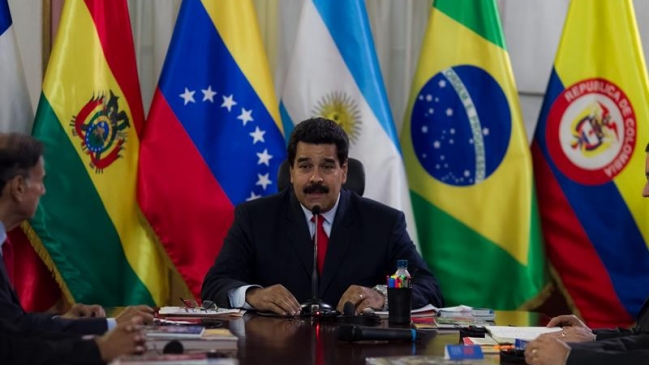 Comisión de la Unasur pidió compromiso en deponer violencia en Venezuela