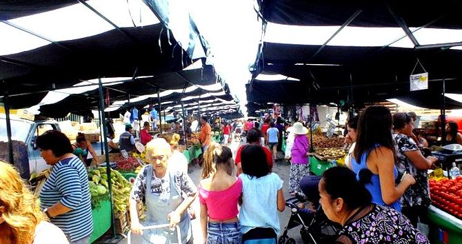 Salvo Iquique, las ferias libres funcionan con normalidad en todo el país