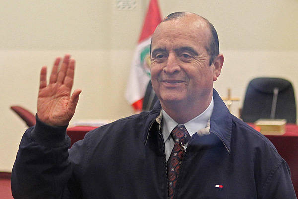 Testigo acusó a Vladimiro Montesinos por desviar fondos