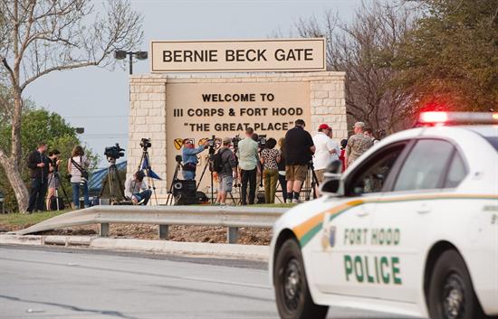 Emergencia por tiroteo en base militar de Texas