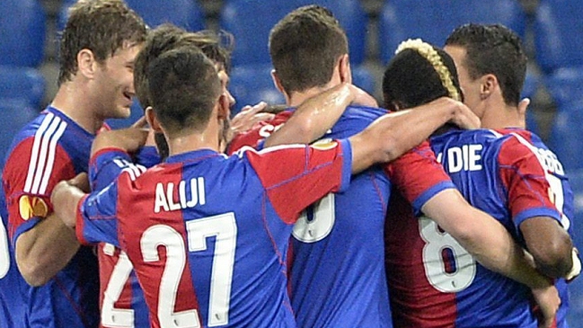 FC Basilea de Marcelo Díaz sacó clara ventaja sobre Valencia de Vargas en la Europa League