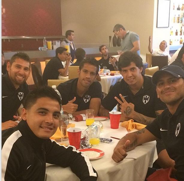 Humberto Suazo volvió a concentrarse con Monterrey