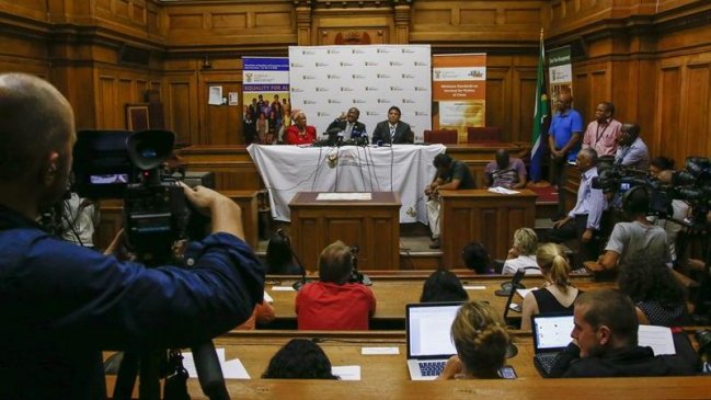 Extraditan a británico acusado de ordenar el asesinato de su esposa en luna de miel