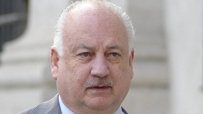 Timonel PC: Bachelet nos ha dicho que no descarta la asamblea constituyente