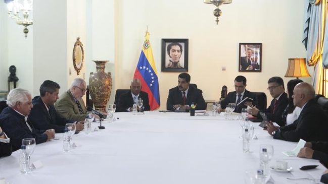 Gobierno venezolano invitó al Vaticano a participar en diálogo con oposición