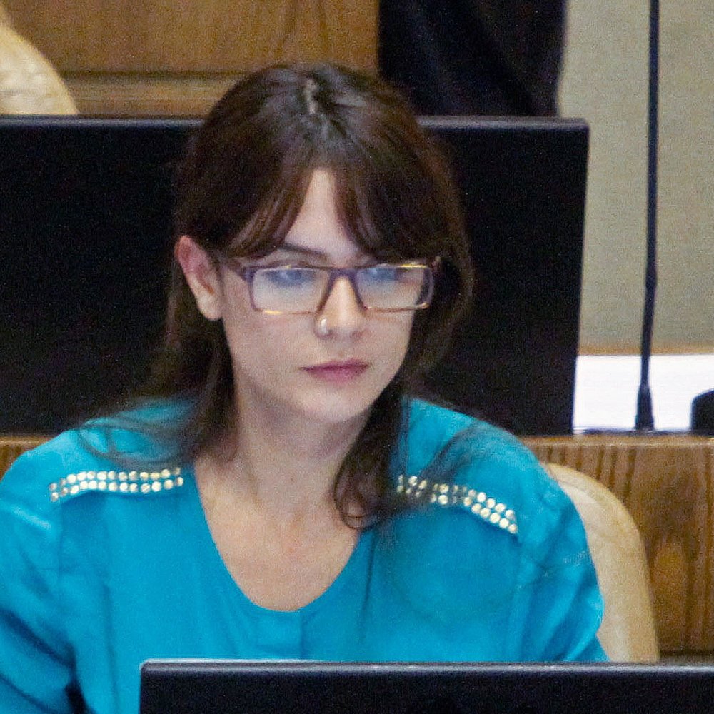 Camila Vallejo: La desigualdad no se combate bajando la dieta parlamentaria