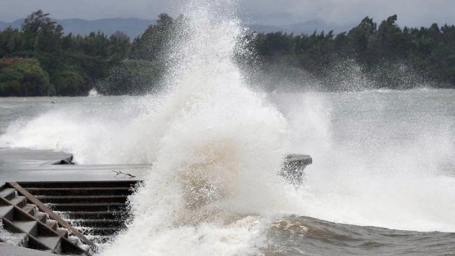 Autoridad marítima decretó cierre de bahía de Corral por lluvias