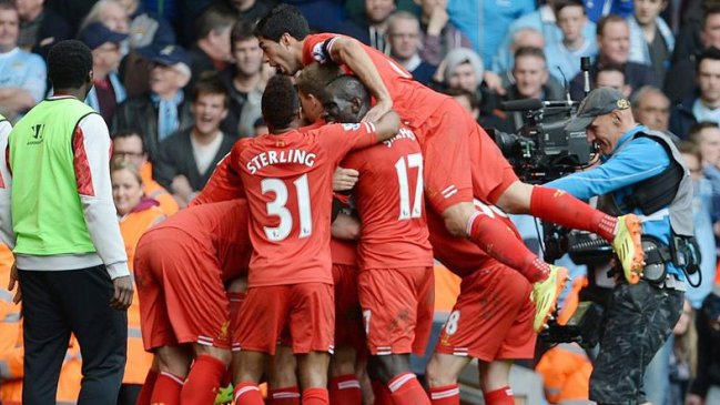 Liverpool venció a M. City de Pellegrini y depende de sí mismo para ser campeón
