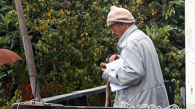 Nicanor Parra descartó venir a Santiago a festejar sus 100 años