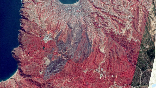 Imágenes satelitales muestran el antes y después del incendio en Valparaíso