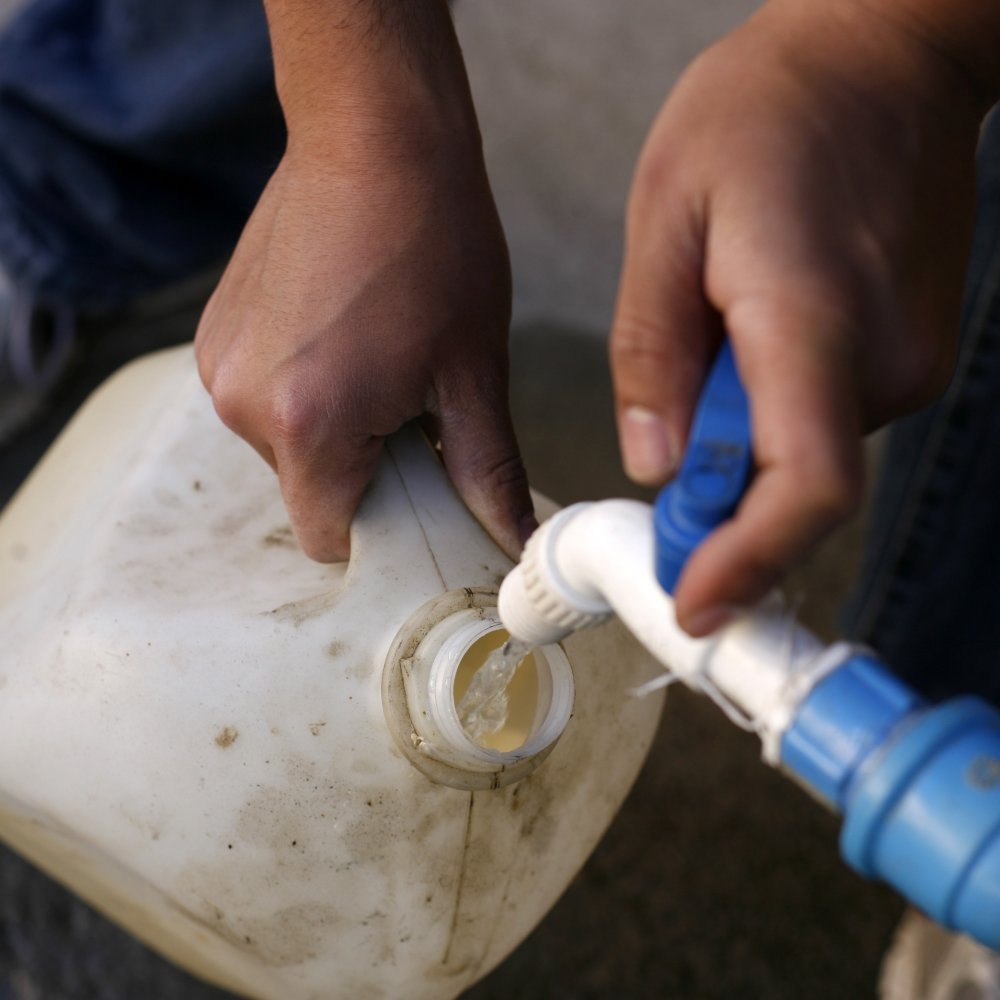 Reactivan reforma constitucional que busca nacionalizar el agua