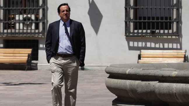 Víctor Pérez bajó candidatura por presidencia de la UDI