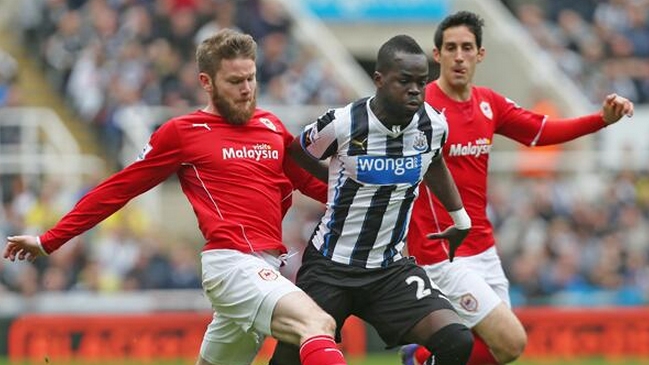 Newcastle consumó descenso de Cardiff de Gary Medel a la Championships