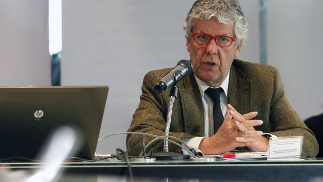 Alianza pide poner urgencia a proyecto de Superintendencia de Educación