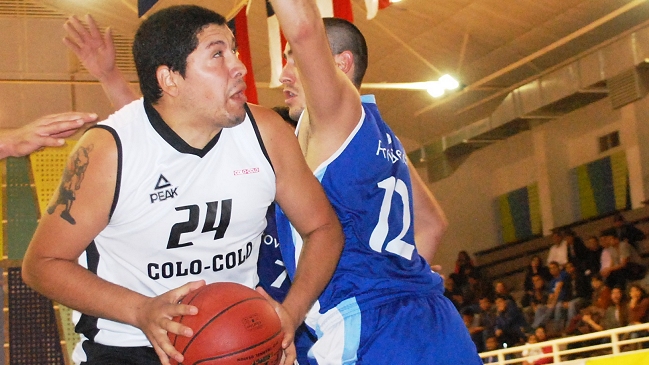 CSD Colo Colo debutó con un triunfo en la Libcentro