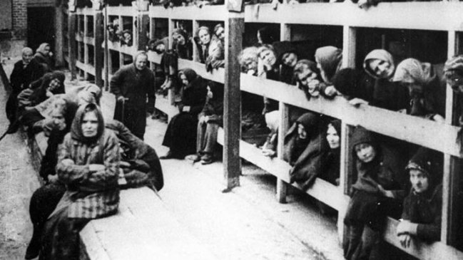 Polémica en Estados Unidos por un ejercicio escolar que cuestionó el Holocausto