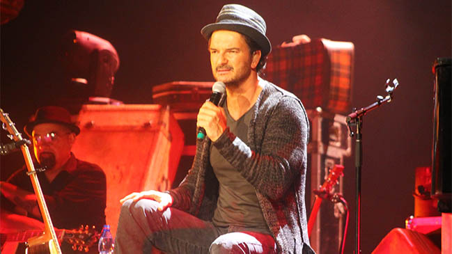 Ricardo Arjona cautivó con inédita presentación íntima