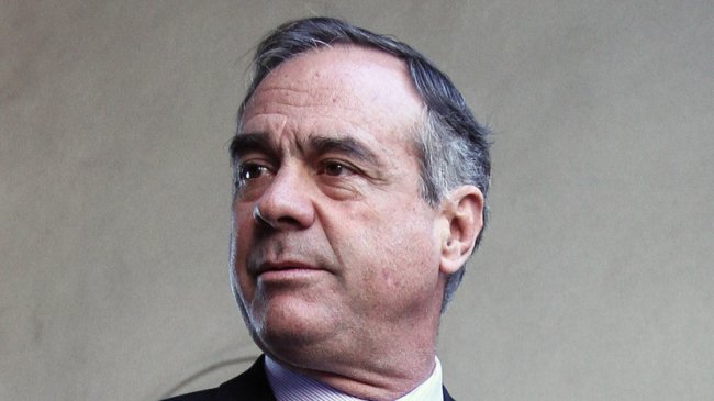 DC fija posturas ante reforma tributaria y fin del binominal