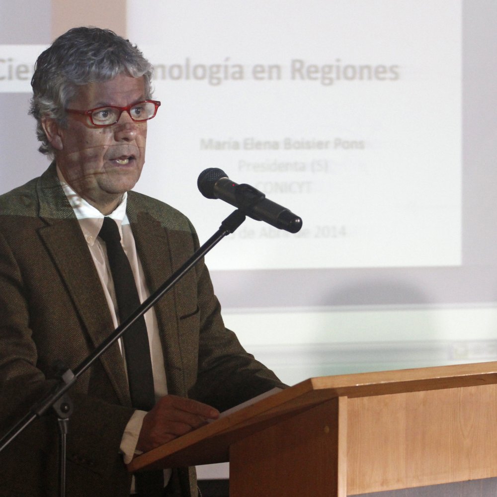 Encuesta Cooperativa: Primer diálogo del Gobierno sobre la reforma debe ser con estudiantes