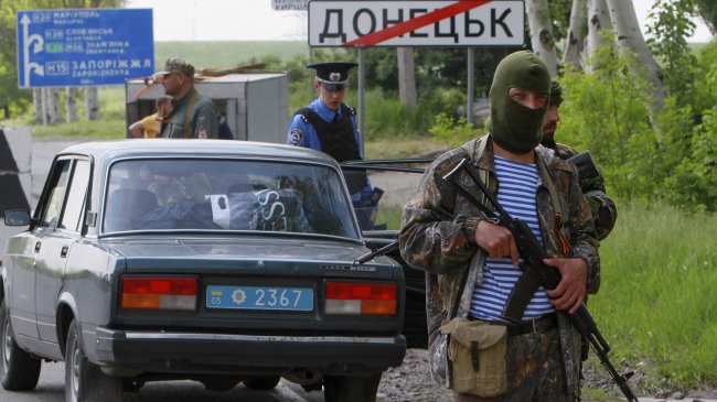 Ucrania: Rebeldes de Donetsk crean su propio Parlamento y redactan Constitución