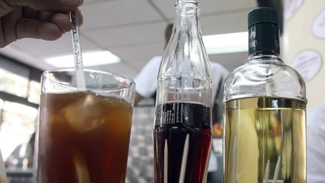 Diputados aprobaron alza de impuestos a bebidas alcohólicas