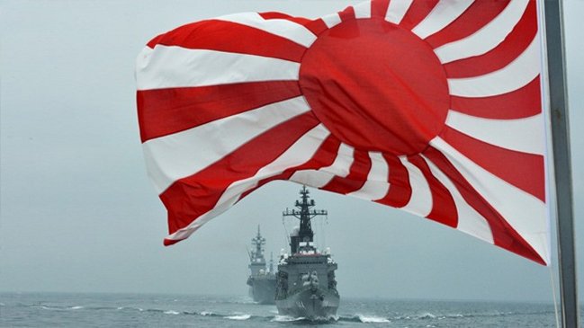 Japón revisará su Constitución pacifista para tener rol militar 