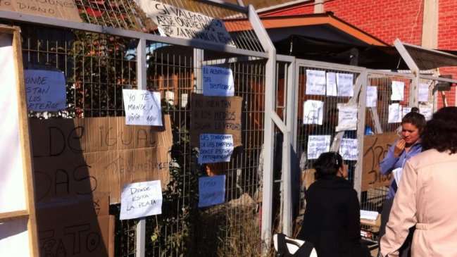 Damnificados de Valparaíso amenazan con huelga de hambre