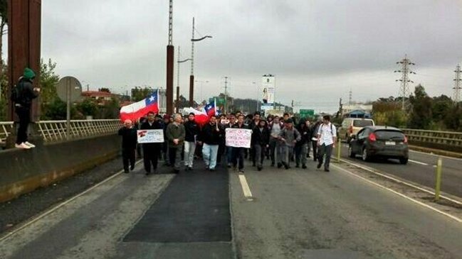 Habitantes de San Pedro de la Paz marchan por un hospital para la comuna