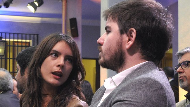 Camila Vallejo y Giorgio Jackson valoran proyectos de reforma: 