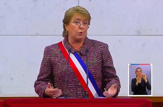 Bachelet y Educación: TNE todo el año y nueva comisión para endeudados del sistema