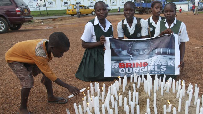 Obama desplegó tropas para rescatar a niñas secuestradas en Nigeria