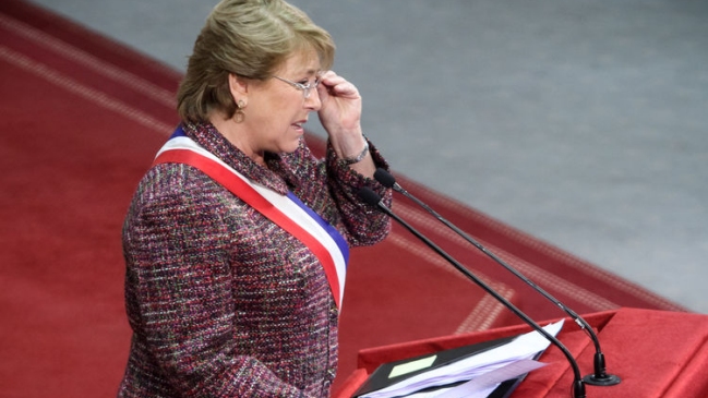 Matrones valoraron anuncio de Bachelet de debatir despenalización del aborto terapéutico