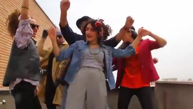 En libertad quedaron los iraníes detenidos por el video en que bailan 